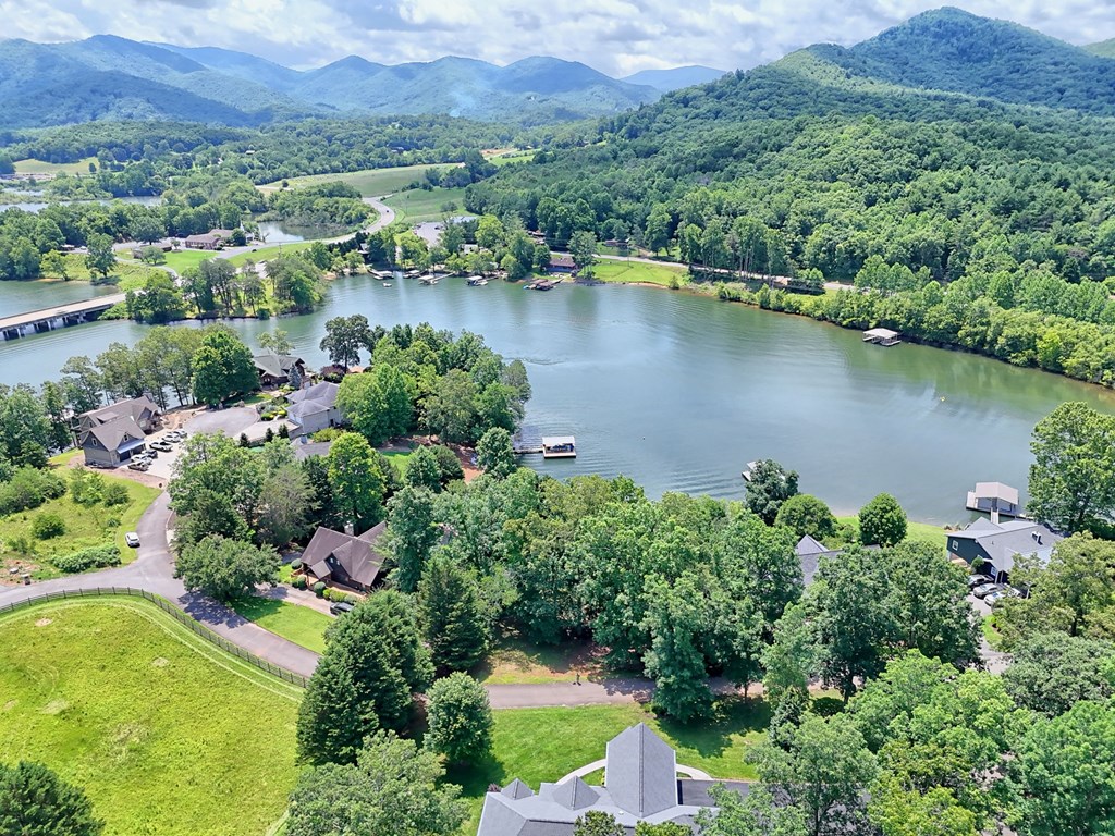 #4 Stonecrest Circle Property Photo 13