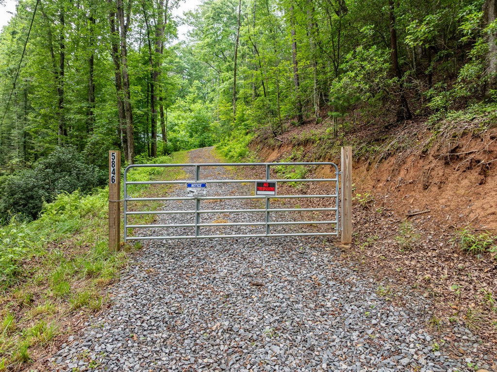 5846 Gates Chapel Road Property Photo 4