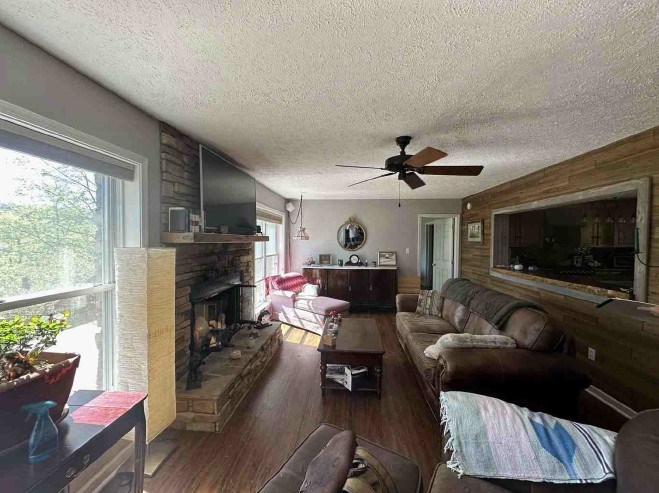 141 Doc Roof Road Property Photo 6