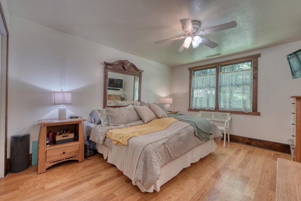 243 Chattahoochee Acres Property Photo 23