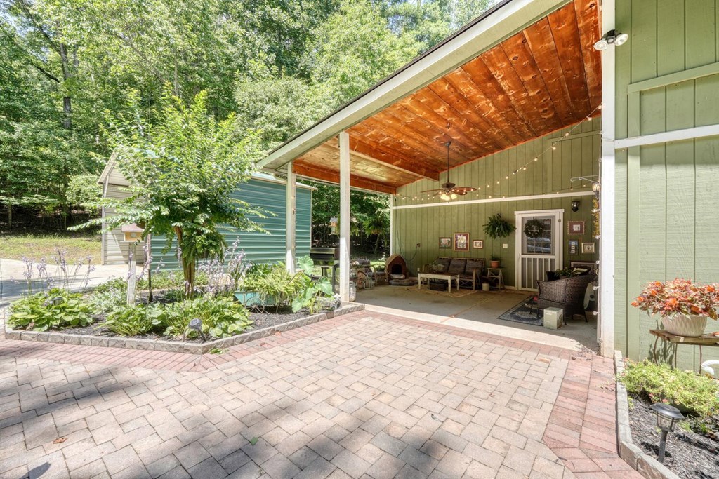243 Chattahoochee Acres Property Photo 33