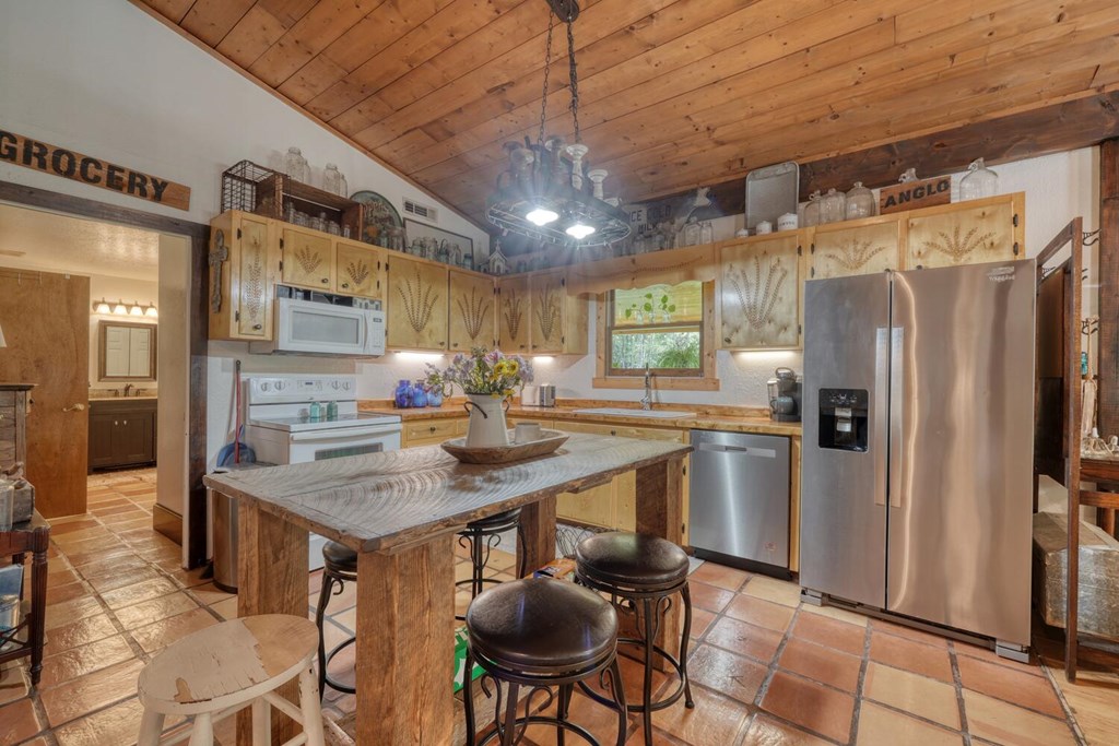 243 Chattahoochee Acres Property Photo 44