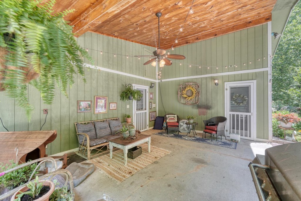 243 Chattahoochee Acres Property Photo 60