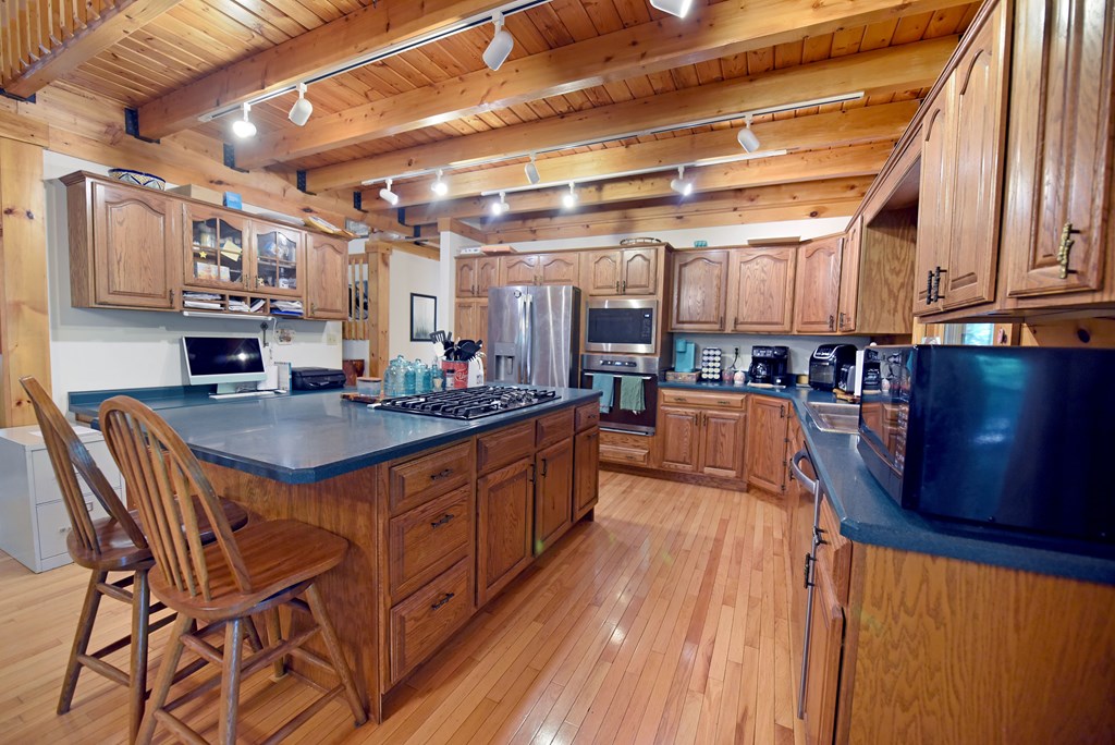 84 Saddle Ridge Court Property Photo 30