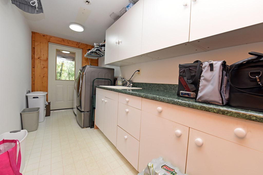 84 Saddle Ridge Court Property Photo 35