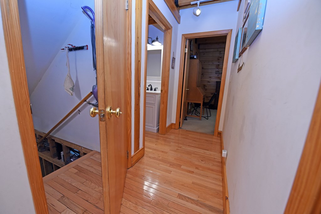 84 Saddle Ridge Court Property Photo 44