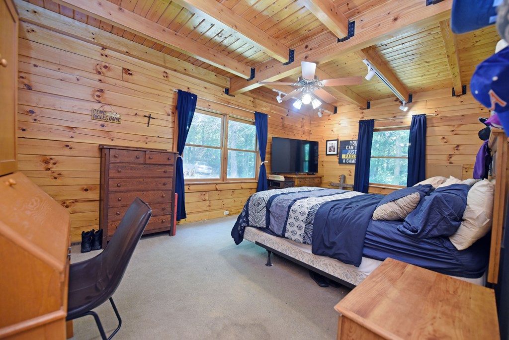 84 Saddle Ridge Court Property Photo 46