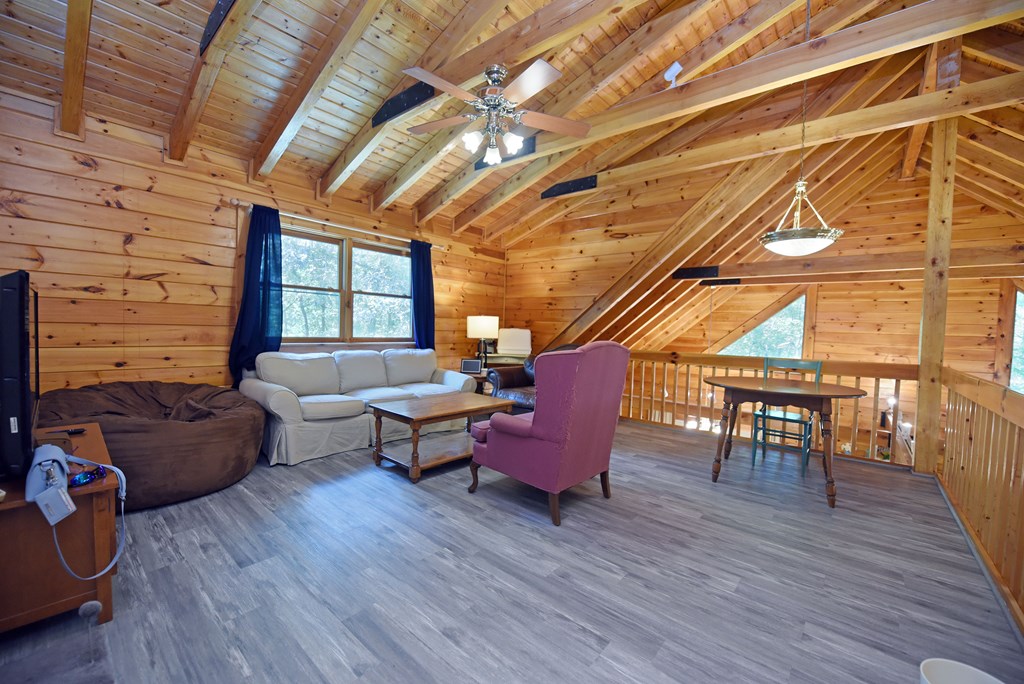 84 Saddle Ridge Court Property Photo 49