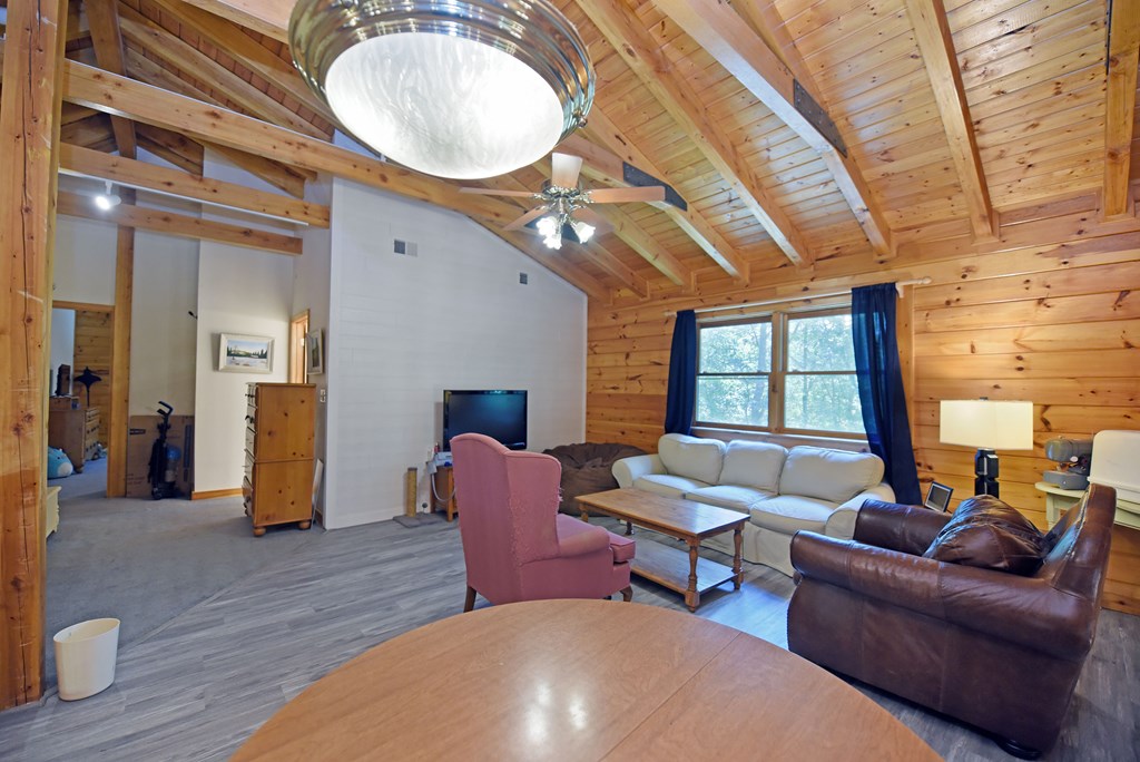 84 Saddle Ridge Court Property Photo 50