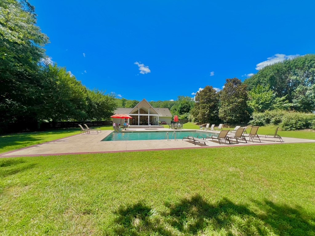 64 Meadow Brooke Drive Property Photo 18