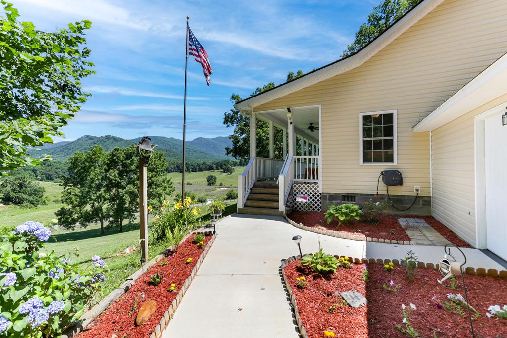 770 Geisky Creek Road Property Photo 1