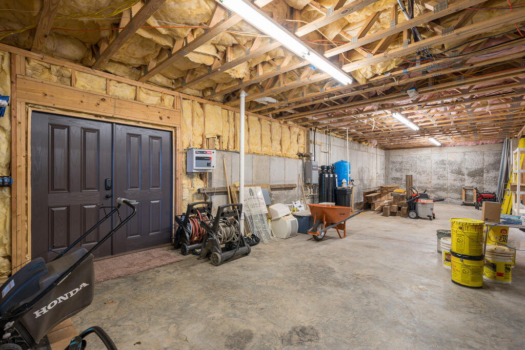 31 High Cliff Road Property Photo 38