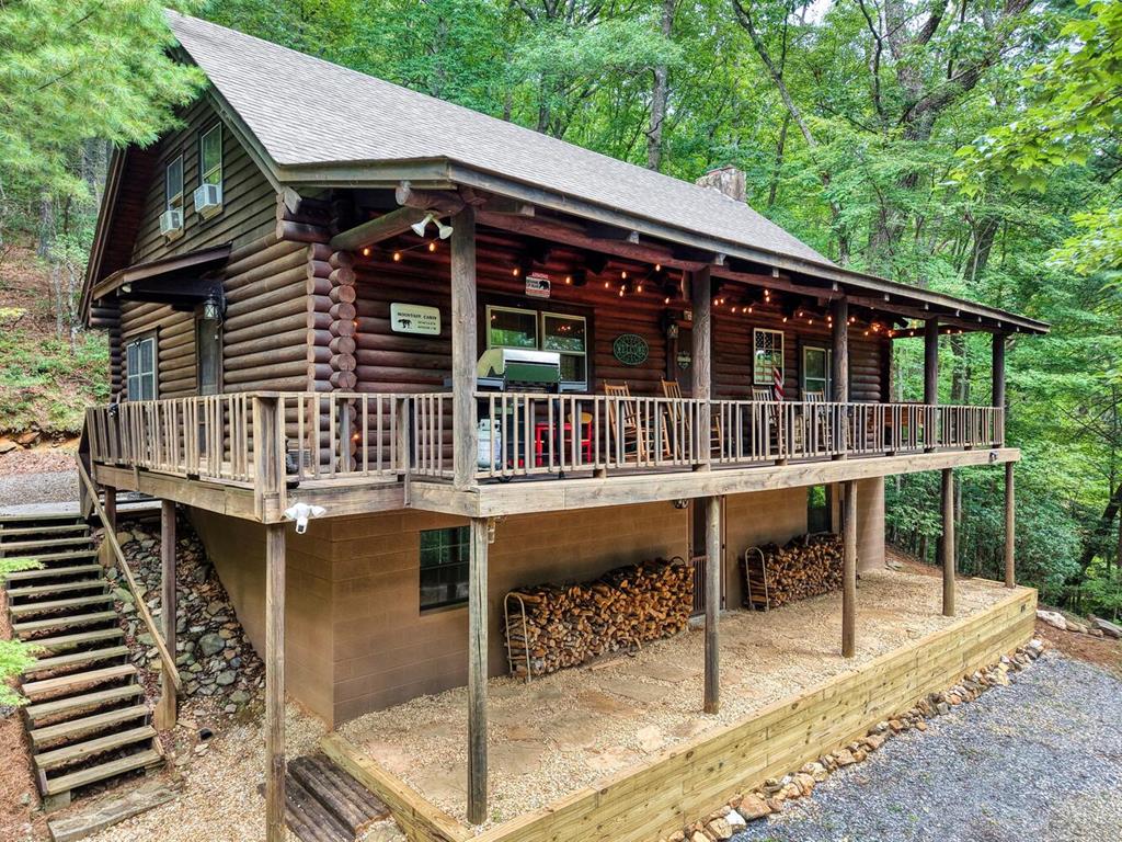100 Reddick Drive Property Photo 1