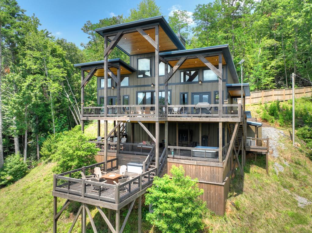 146 Hickory Nut Trail Property Photo 1