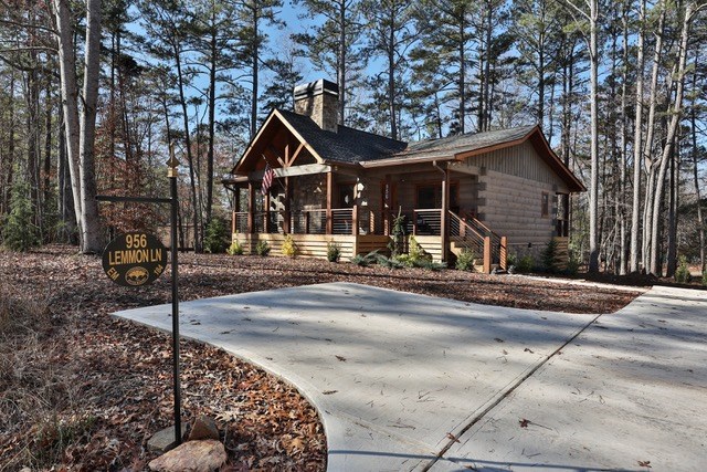 956 Lemmon Lane Property Photo 4