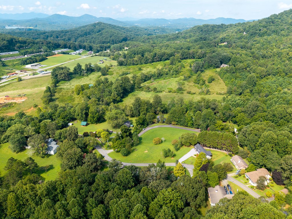 55 Chatuge Hills Drive Property Photo 63