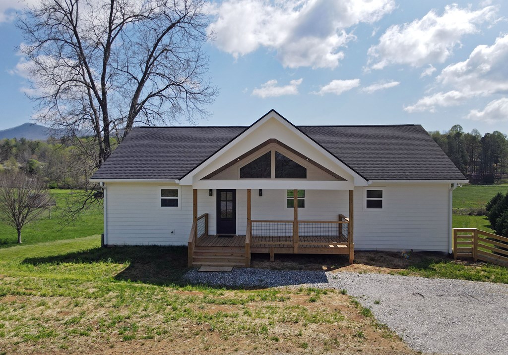397 Everetts View Property Photo 22
