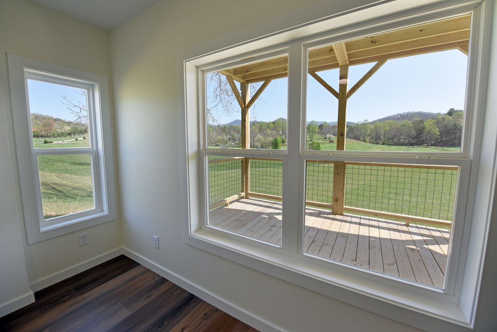 397 Everetts View Property Photo 33