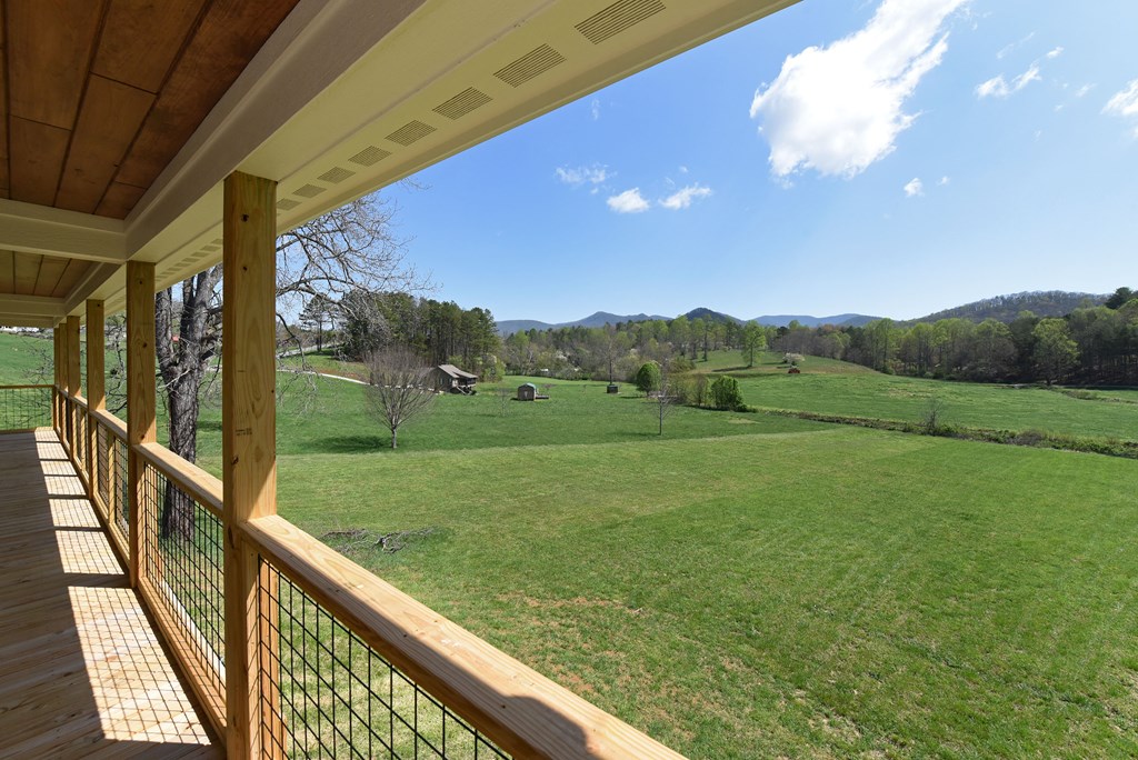 397 Everetts View Property Photo 51