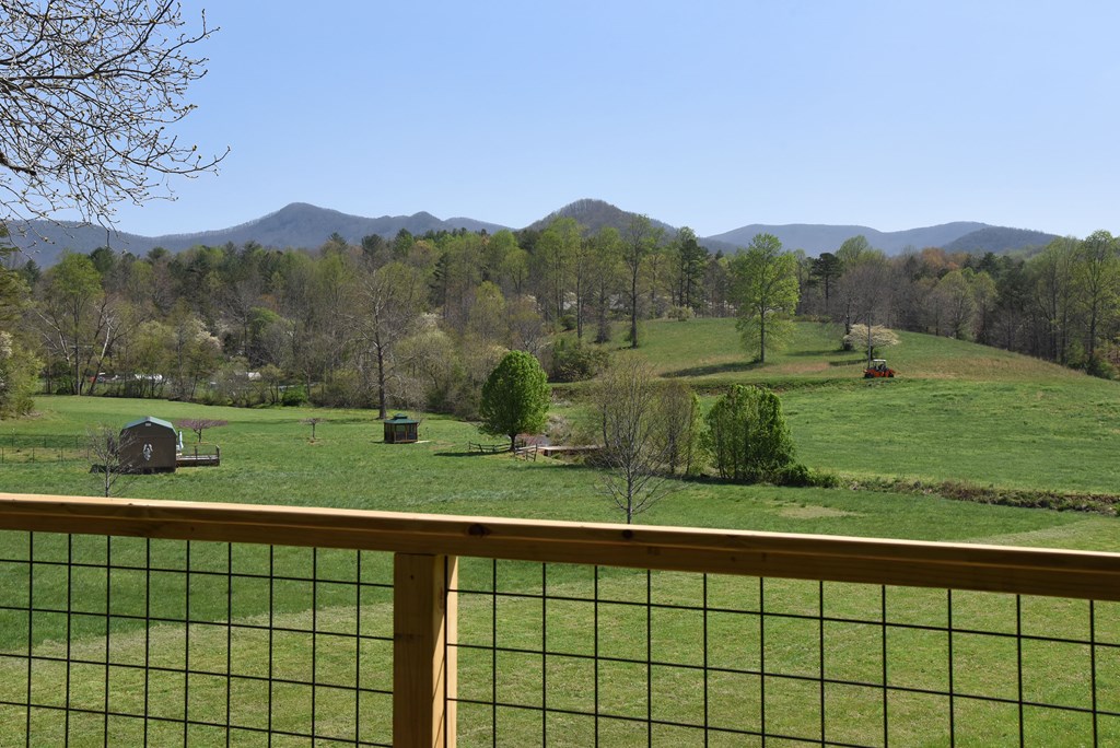 397 Everetts View Property Photo 52