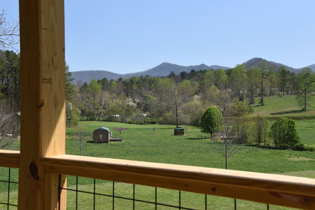 397 Everetts View Property Photo 56
