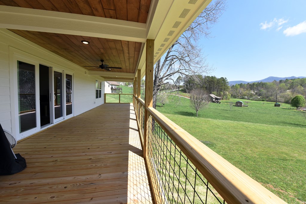 397 Everetts View Property Photo 57