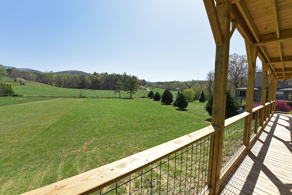 397 Everetts View Property Photo 59