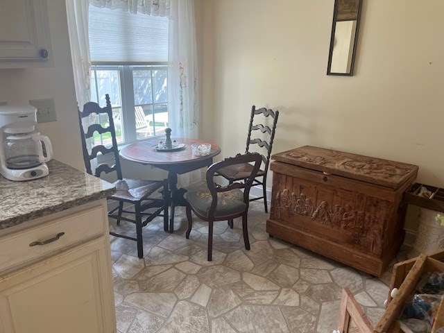 422 Longview Circle Property Photo 7