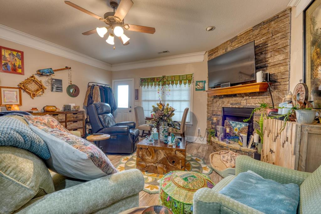 1729 Watercrest Way D Property Photo 12