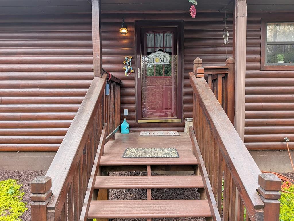 223 Mountain Breezes Drive Property Photo 8