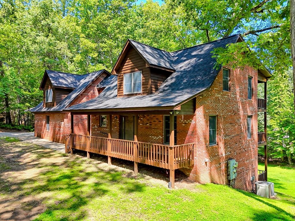 2204 Cedar Cliff Road Property Photo 1