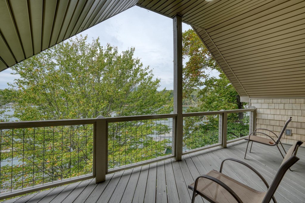2515 Leisure Lane Property Photo 5