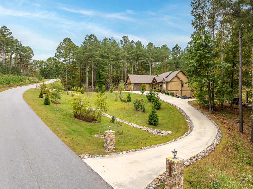 1668 Deyton Drive Property Photo 8