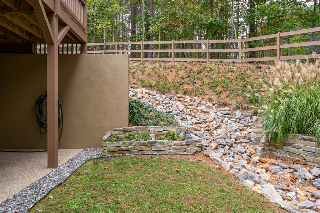 1668 Deyton Drive Property Photo 31