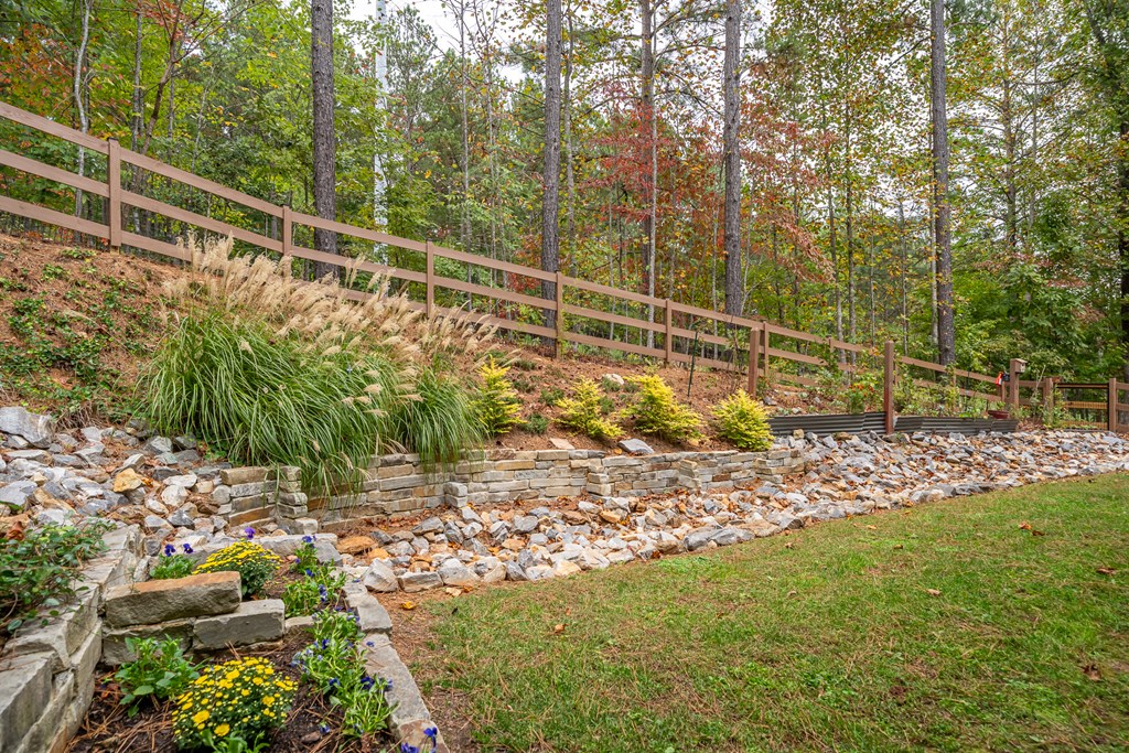1668 Deyton Drive Property Photo 32