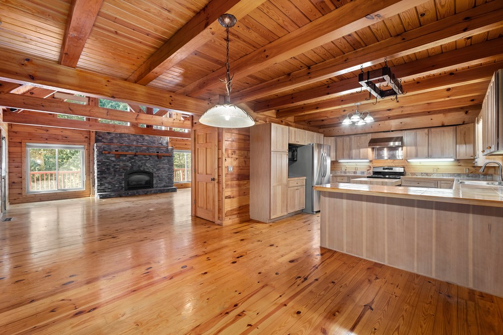 891 Deerfield Property Photo 10