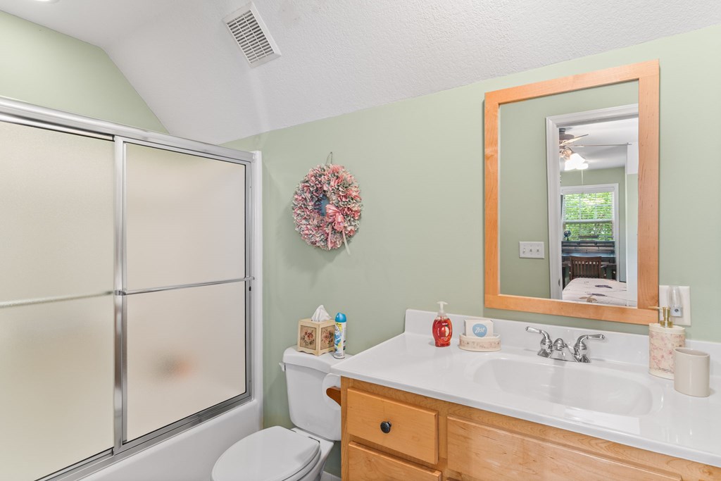 82 Hebron Way Property Photo 25