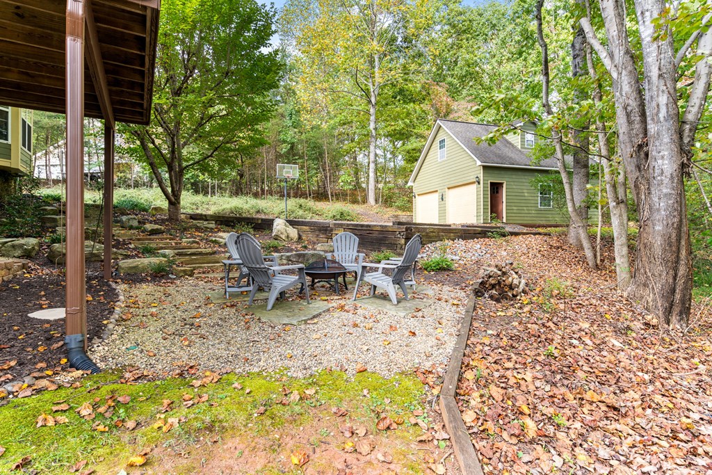 82 Hebron Way Property Photo 39