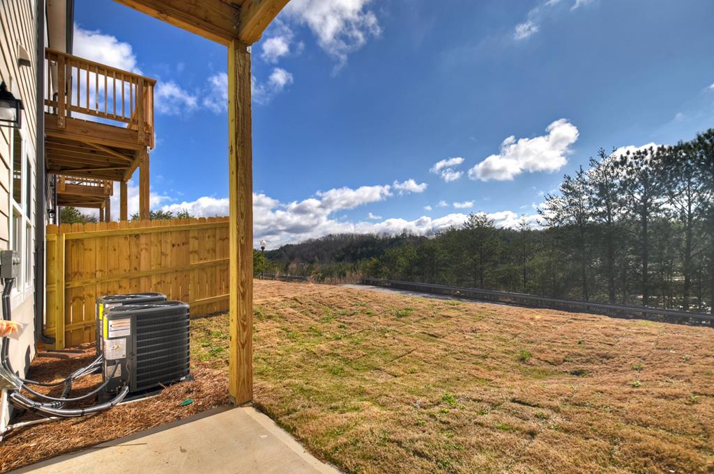 Unit 17 Grove Loop Property Photo 37