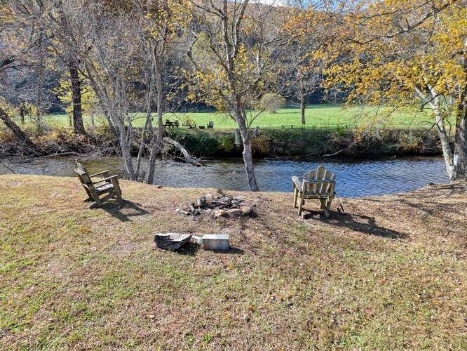 3558 River Front Lane Property Photo 5