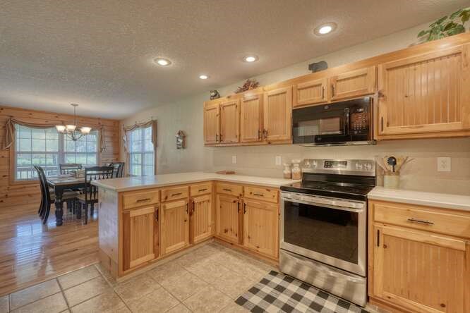 3558 River Front Lane Property Photo 20
