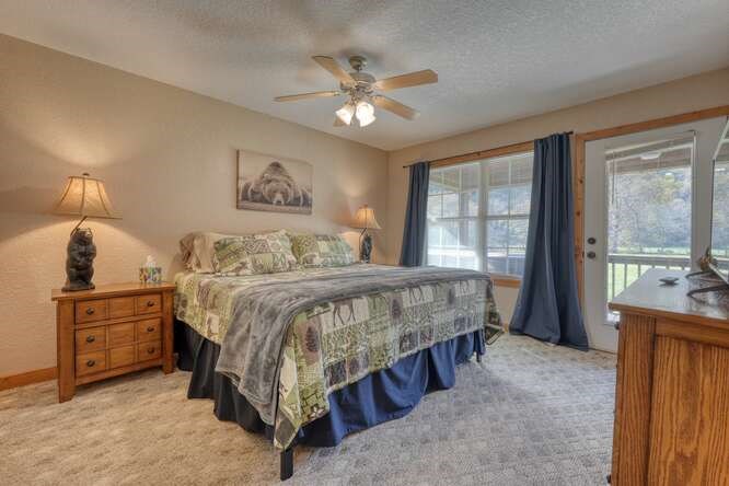 3558 River Front Lane Property Photo 25