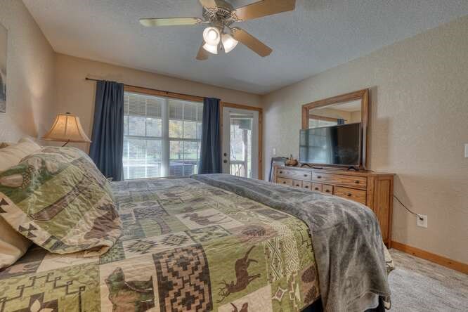 3558 River Front Lane Property Photo 26