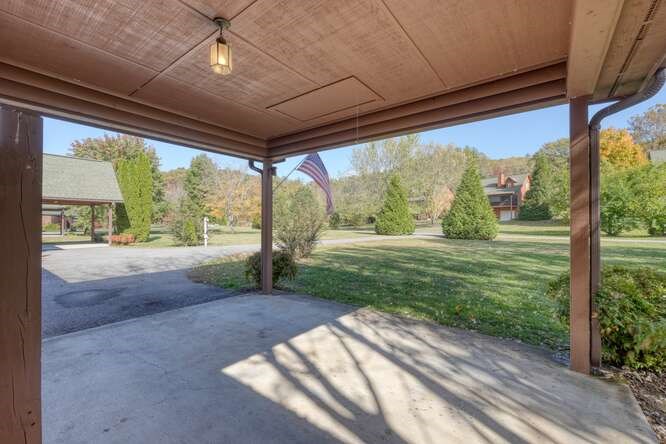 3558 River Front Lane Property Photo 40