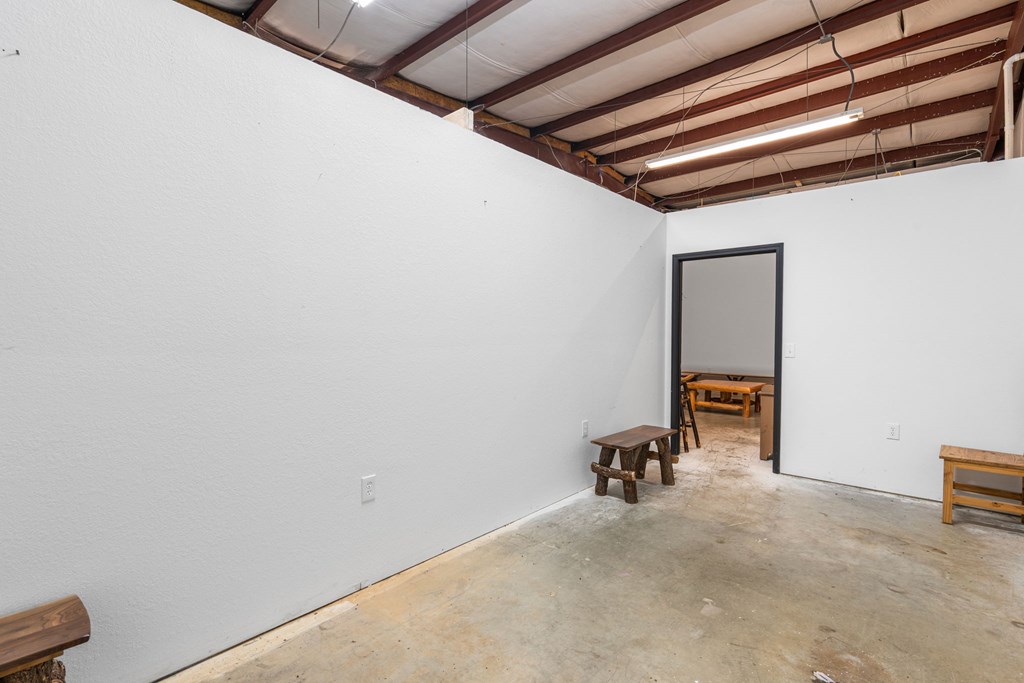 420294 Property Photo 10
