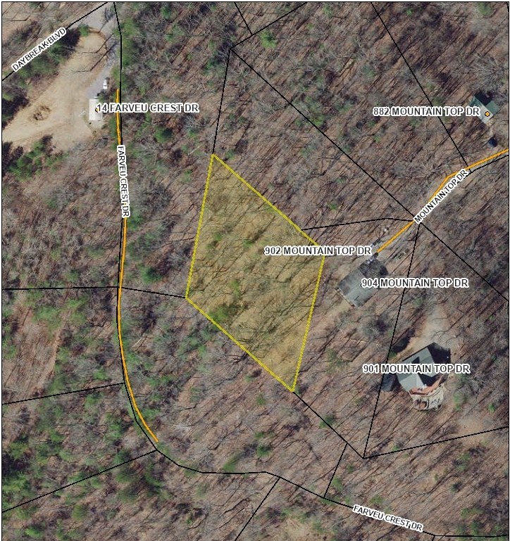 902 Mountain Top Drive Property Photo 3