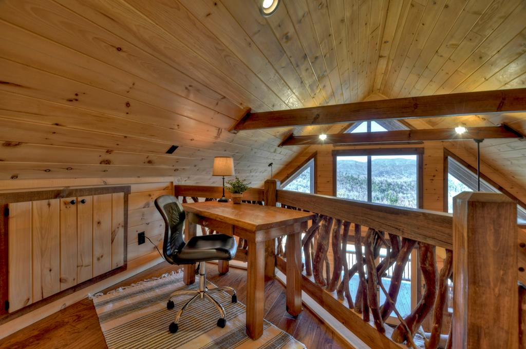 136 Oasis Drive Property Photo 26