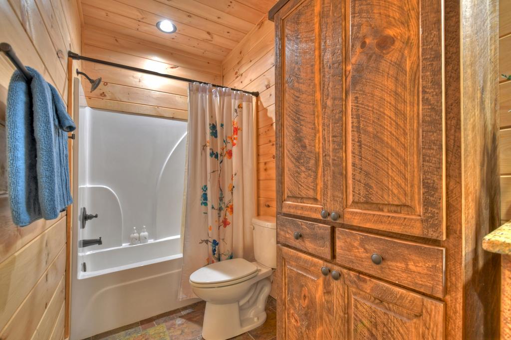 136 Oasis Drive Property Photo 42