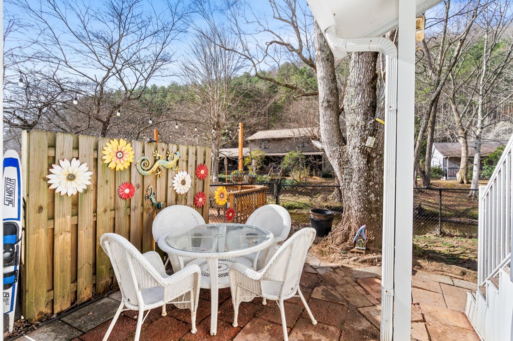 4117 Riverbank Run Property Photo 34