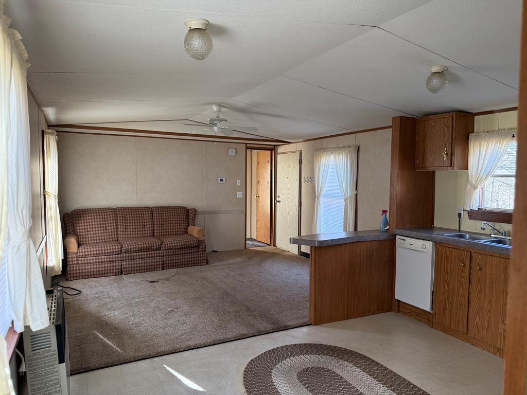 354 Ridgeview Circle Property Photo 4